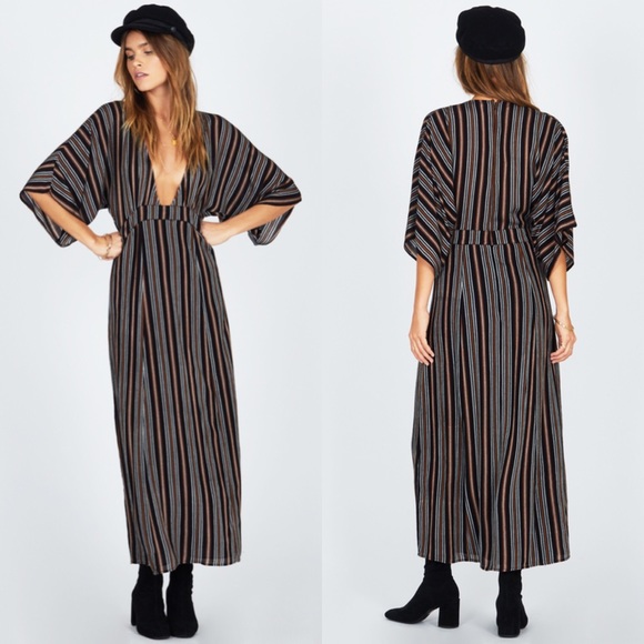 Amuse Society Dresses & Skirts - Amuse Society Forever and a Day Maxi Dress